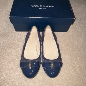 Cole Haan Women's Dark Blue Snake Print Flats